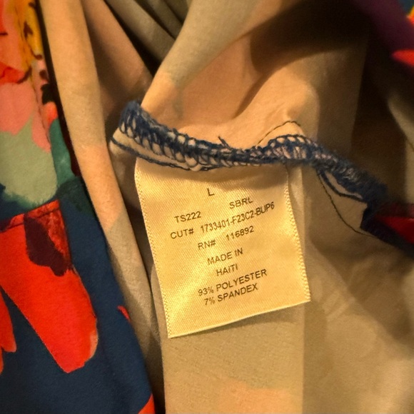 Easy Stretch Scrub Top - Picture 4 of 7